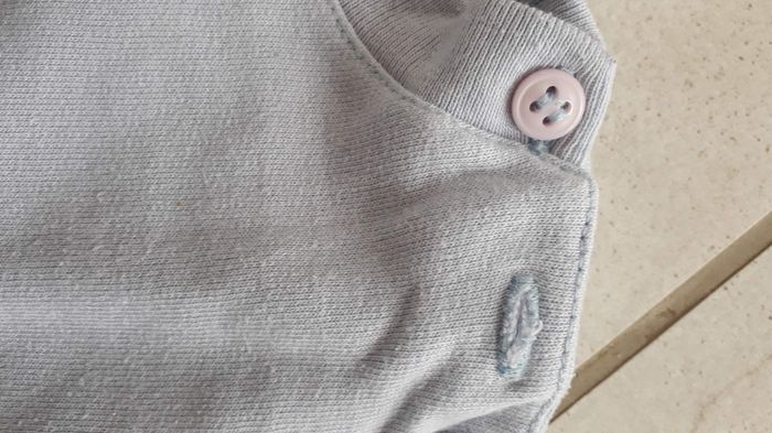 Sweat bleu ciel - photo numéro 4