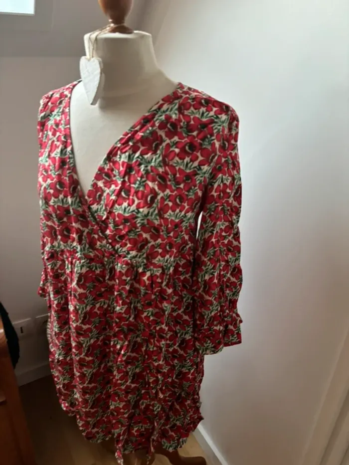 Superbe robe très légère en Viscose rouge crème et vert - An’ge - T38 - photo numéro 5