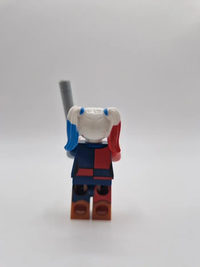 Figurine type lego Harley Quinn Joker Batman DC Comics - photo numéro 4