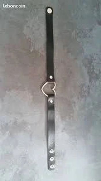 Collier coeur gothique