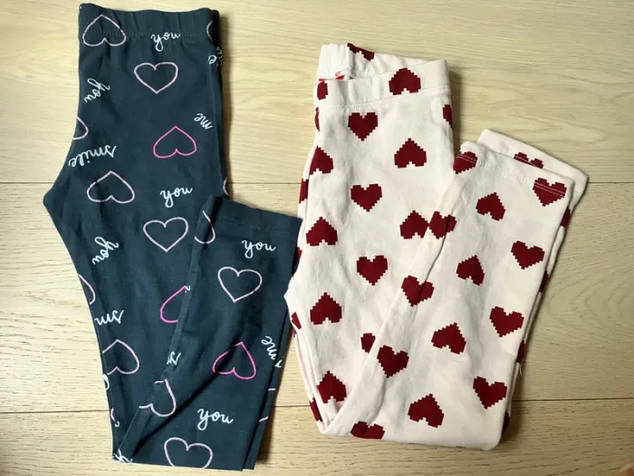 Lot de 2 leggings taille 6 ans dont un épais NEUF