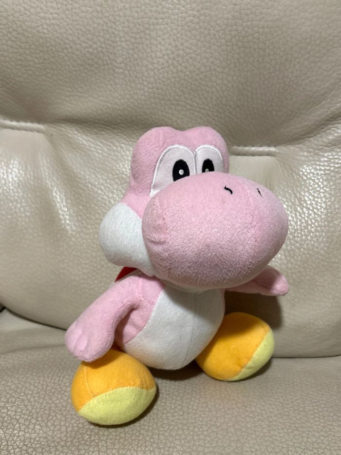 Peluche Yoshi rose