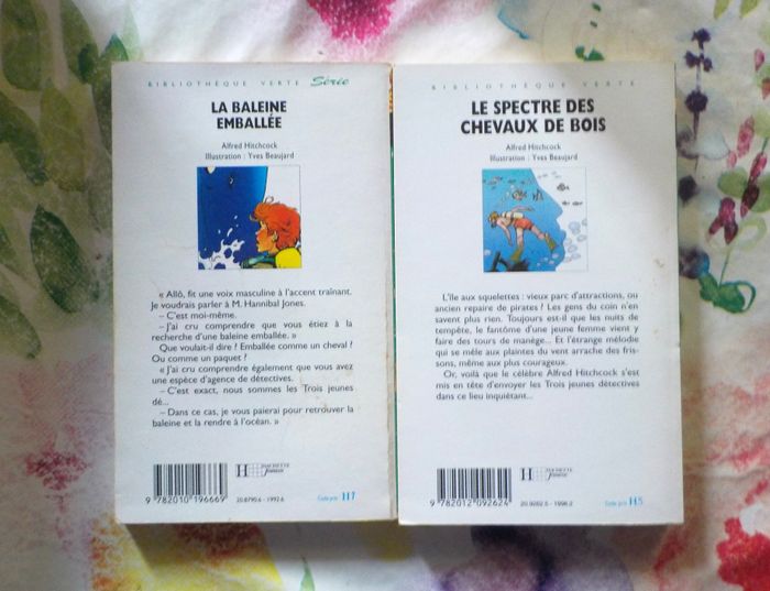 2 Alfred HITCHCOK BIBLIOTHEQUE VERTE SOUPLE LA BALEINE EMBALLEE LE SPECTRE DES CHEVAUX DE BOIS - photo numéro 4