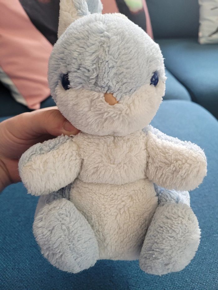 RARE Lapin assis bleu blanc Boulgom yeux bleu Made in France collection peluche doudou 26cm - photo numéro 4