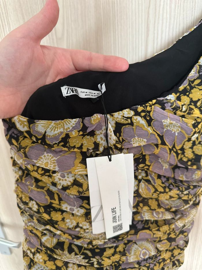 Robe courte fleurie asymétrique multicolore taille M ZARA - photo numéro 7