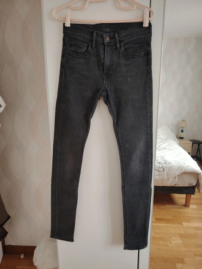 Jean Levi's 519