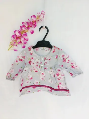 Très belle blouse IKKS 3 mois