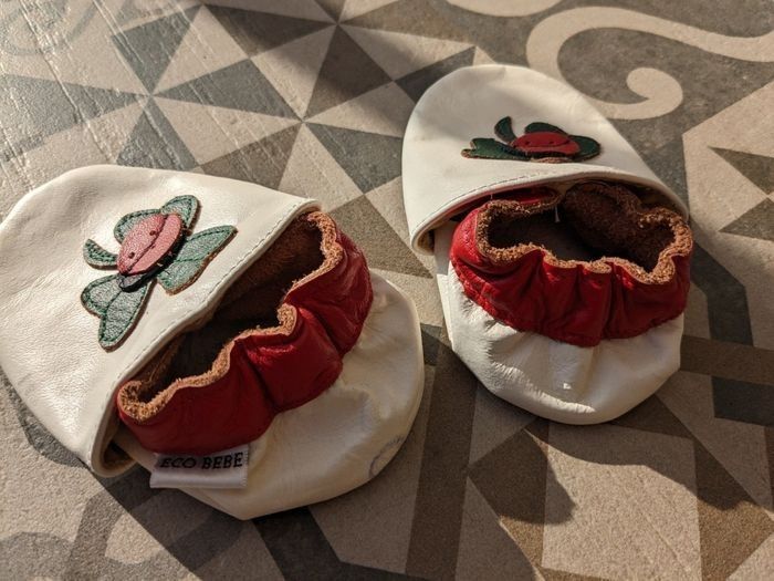 Chaussons cuir neufs Eco bébé  6-12 mois - photo numéro 3