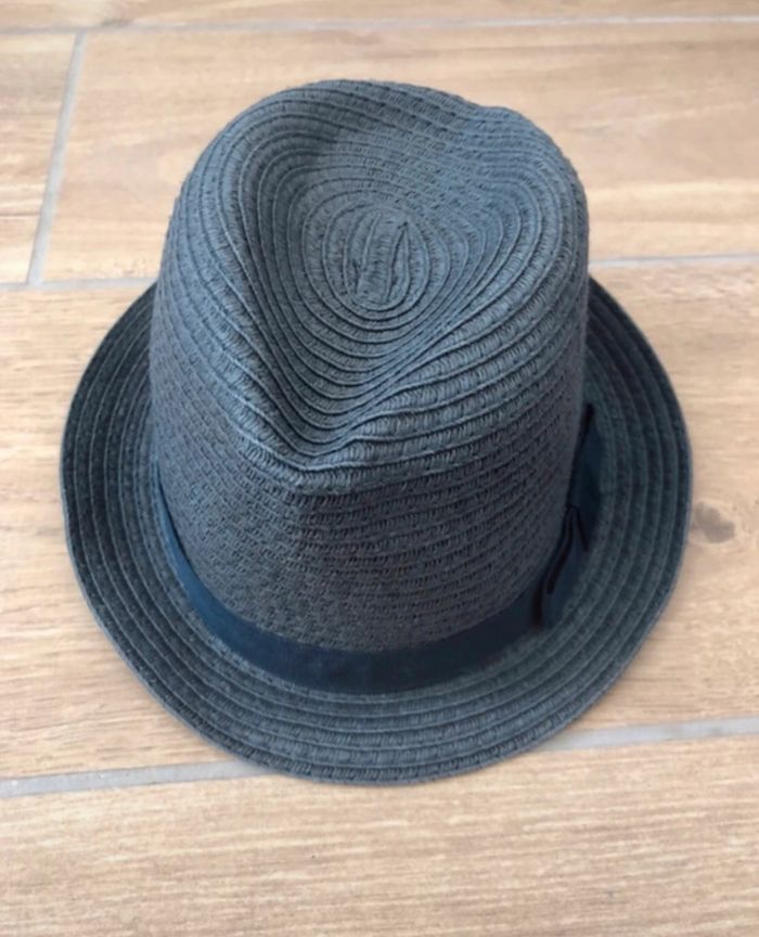 Chapeau bleu marine - photo numéro 3