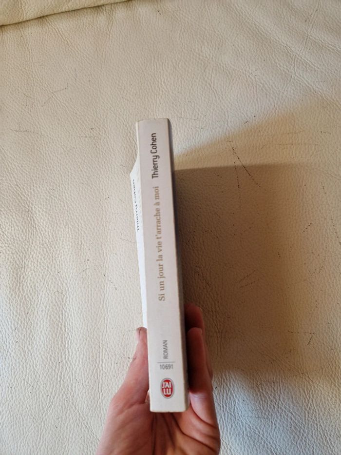 Livre romance - photo numéro 3