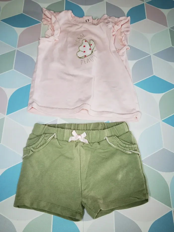 D3403 - ensemble fille 6 mois