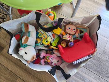 Lots de jouets bébé 