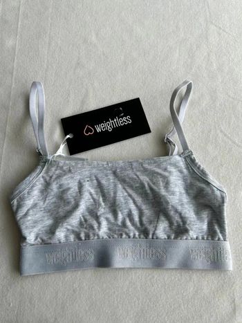 Brassière grise