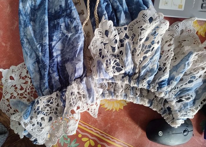 Combishort bleue et blanche - photo numéro 3