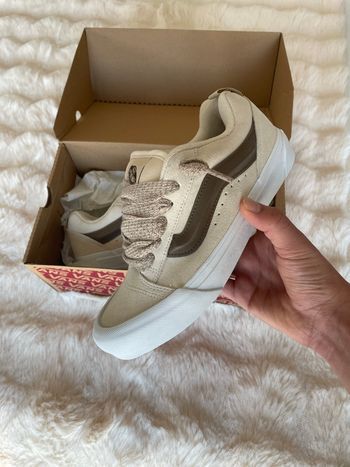 Vans Knu Skool neuves – taille 36,5 coloris beige marron blanc