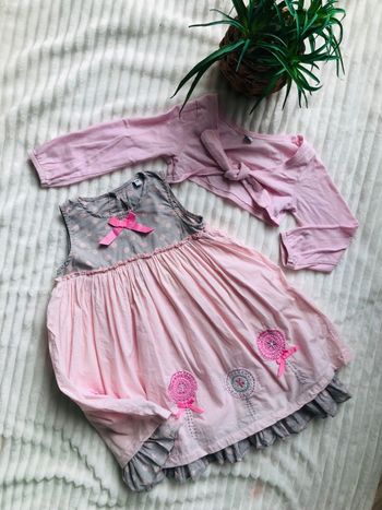 Robe et gilet rose et gris
