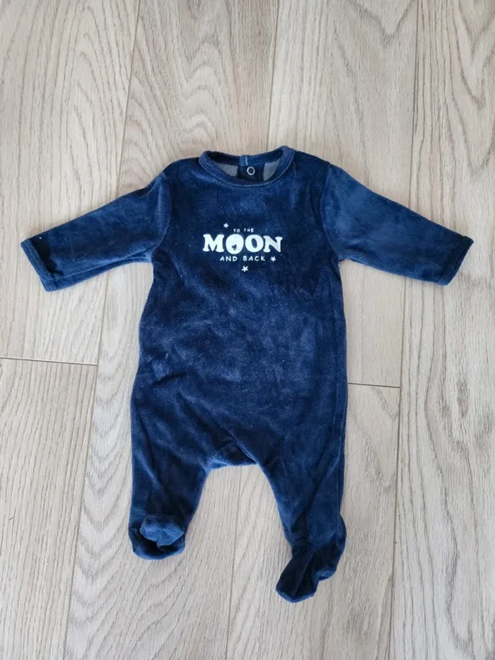 Pyjama en velours Kiabi 1 mois