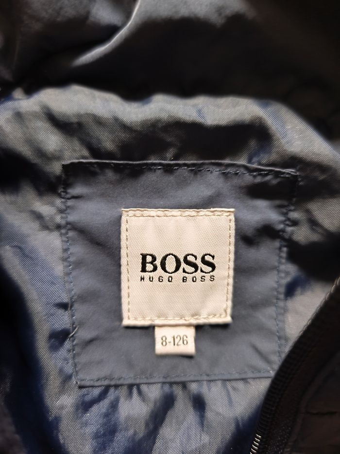 Coupe vent bleu marine Hugo Boss taille 8 ans - photo numéro 3