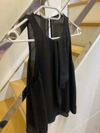Blouse sans manches