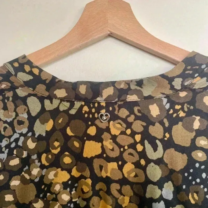 Blouse fluide imprimé léopard doré noir marron Please Taille M manches longues légères Italy V006 - photo numéro 4