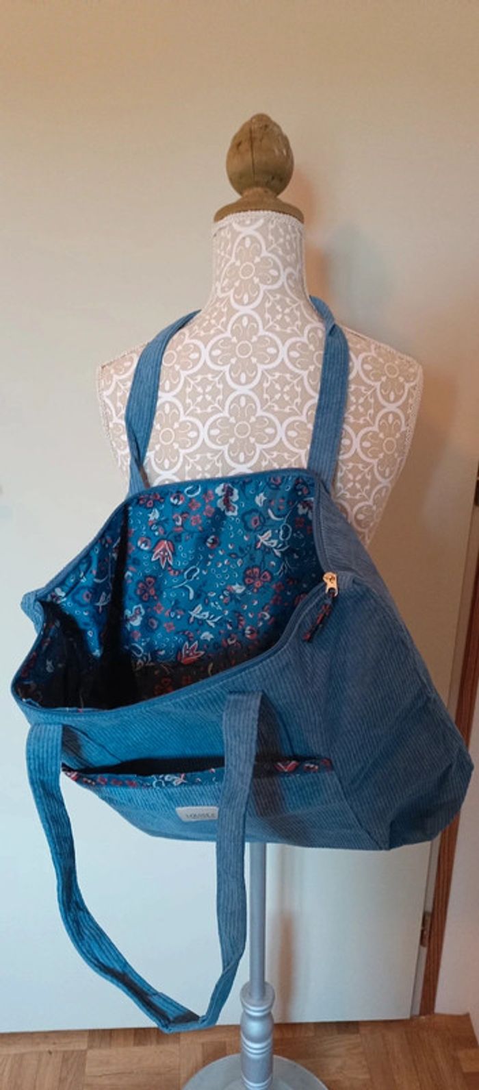 Sac bleu neuf - photo numéro 3