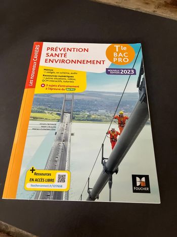 Livre scolaire Prévention, santé, environnement