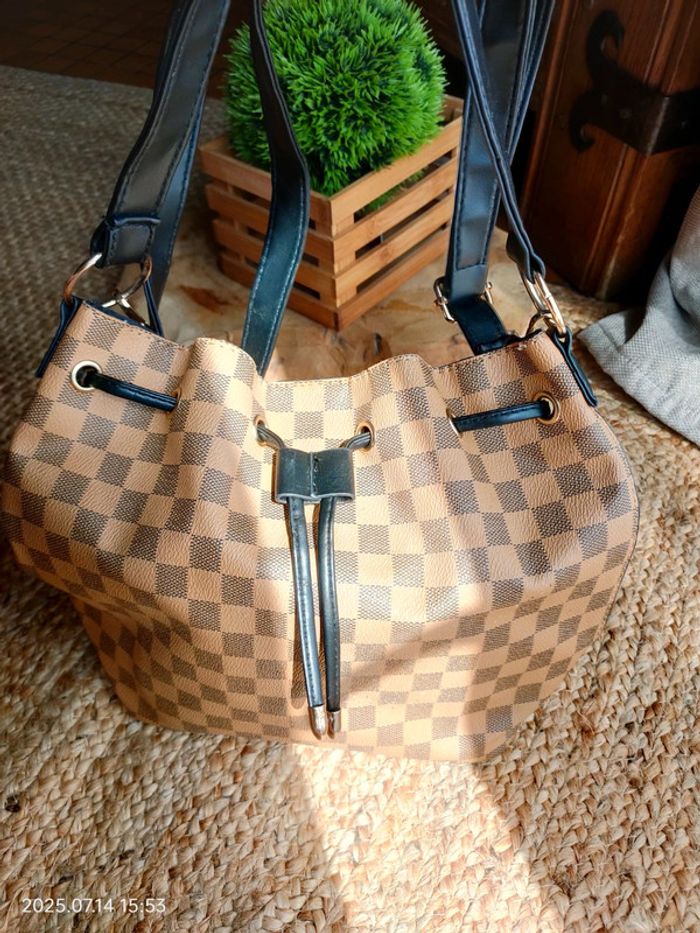 Sac à bandoulière ou main - photo numéro 3