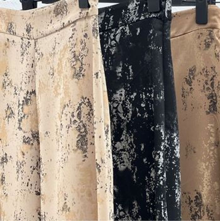 Ensemble veste pantalon Taille 36 neuf avec étiquette - photo numéro 3