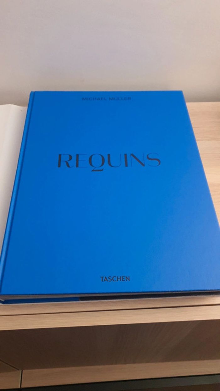Livre Requins Michel Muller Taschen - photo numéro 2