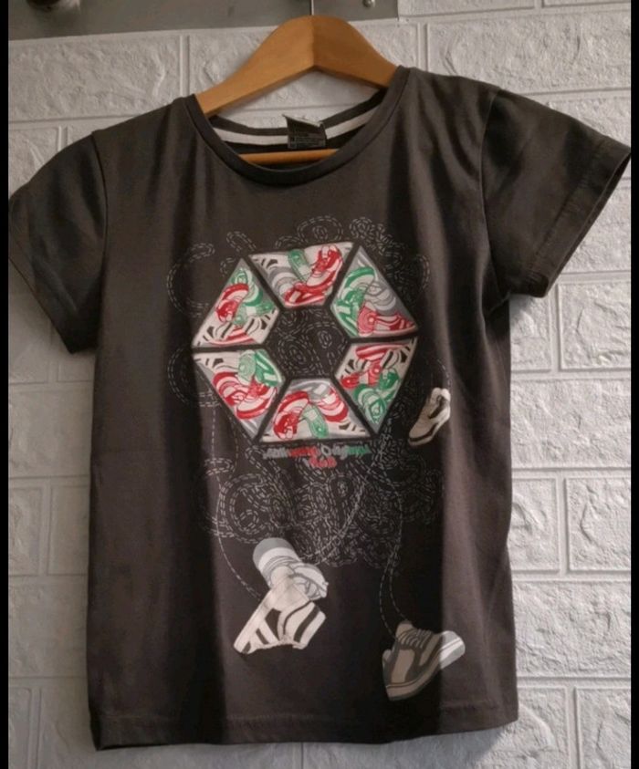 Lot de 5 Tee-shirt 10ans - photo numéro 4