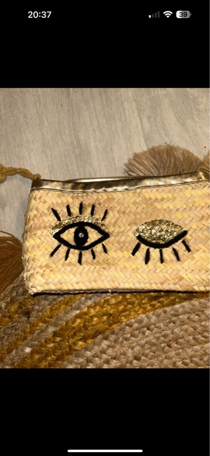 Pochette en paille
