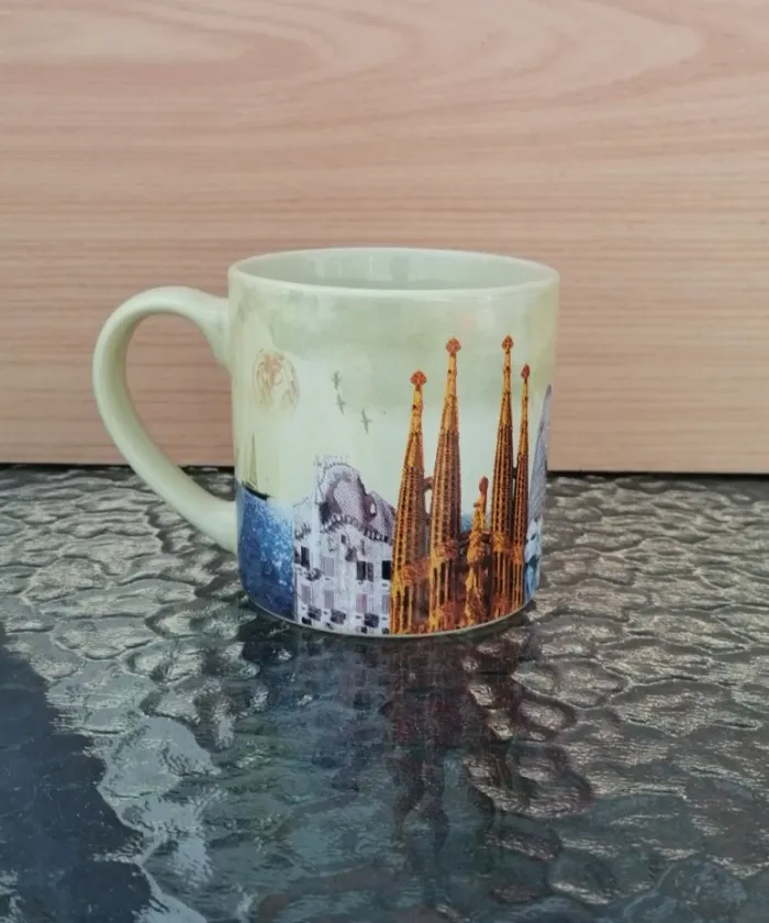 Mug Jordi Nogués motif Barcelona. - photo numéro 3