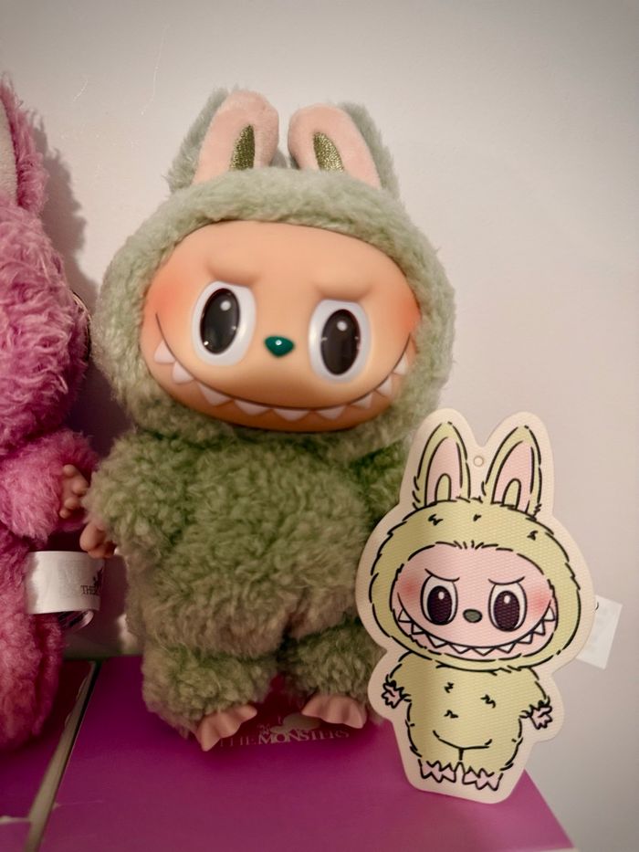 Lot 2 :  Labubu – The Monsters Exciting Macaron Series V1 (Lychee Berry & Green Grape) - photo numéro 4