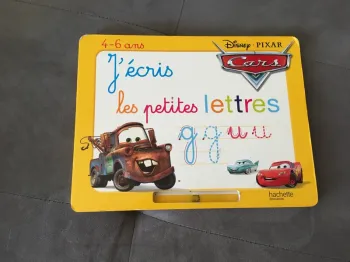 Livre cars effaçable