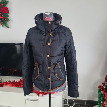 Très jolie parka noire vero moda
