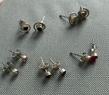 Lot de 5 paires de boucles d’oreilles puces