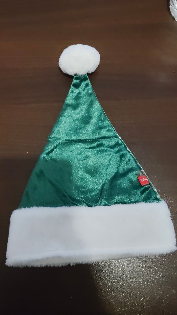 Bonnet de Noël Winnie l'ourson et Tigrou Disney - photo numéro 3