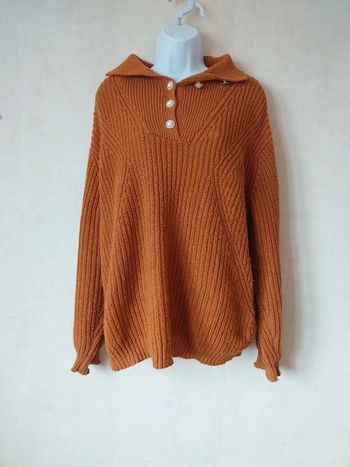 Superbe pull cotelé Taille 46 48