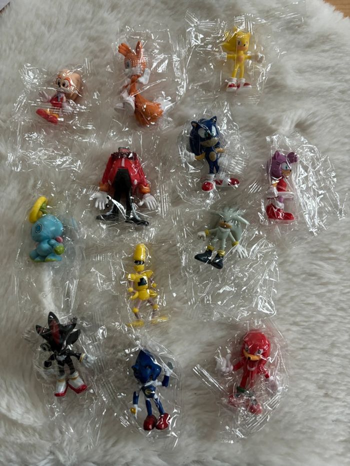 Lot figurine sonic et ses amis hérisson bleu anneau jouet enfant