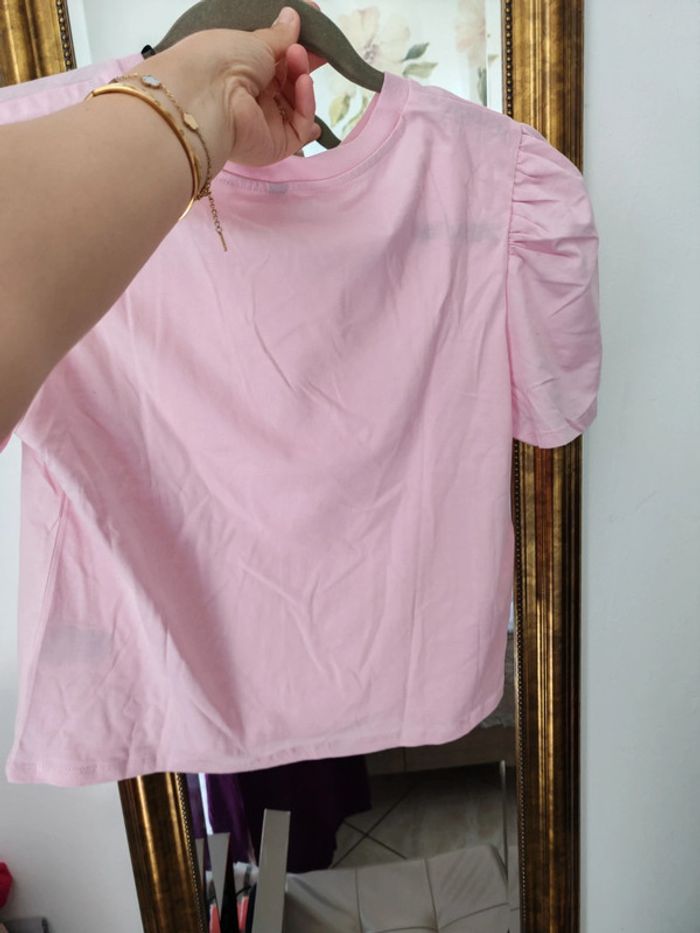 Tee shirt neuf taille s - photo numéro 7