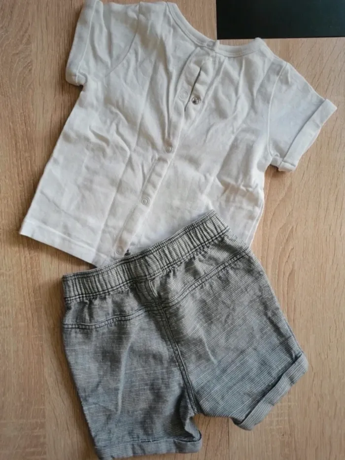Ensemble bébé 6 mois - photo numéro 2