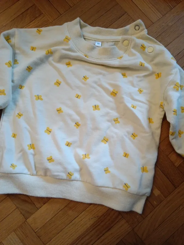Pull jaune papillons T.68 Zeeman