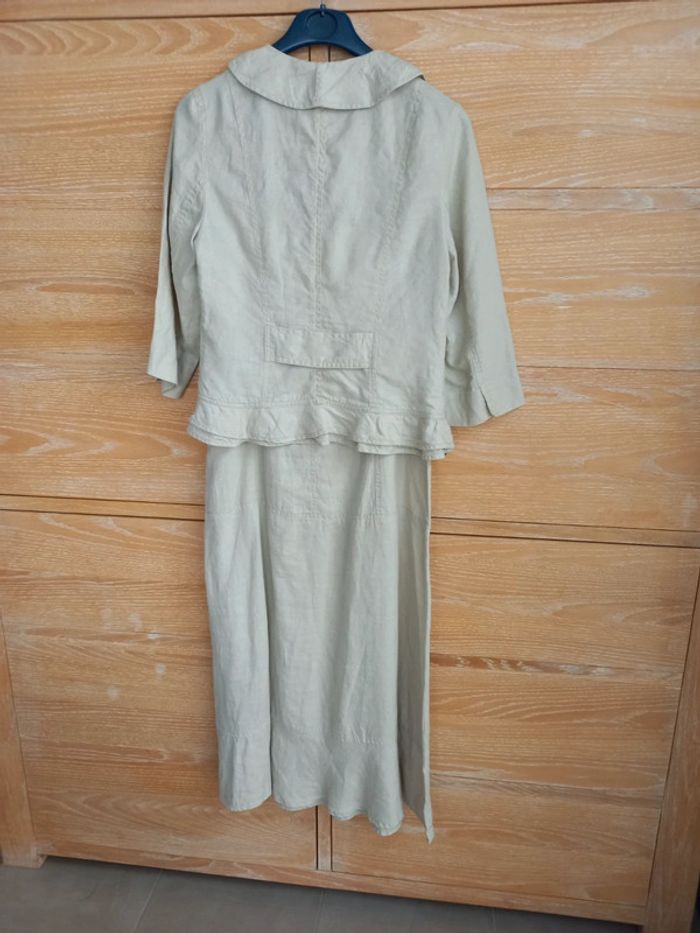 Ensemble en lin femme 40 - Comme neuf - photo numéro 2