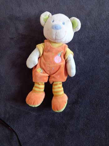 Doudou ours avec salopette Mots d'enfants