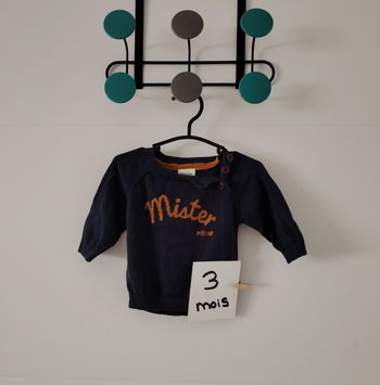 pull 3 mois tape à l'oeil