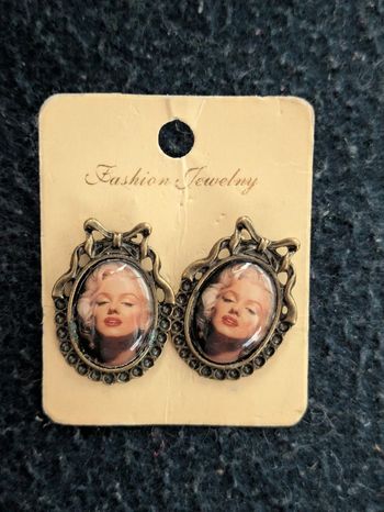 Boucles d'oreilles Marilyn Monroe