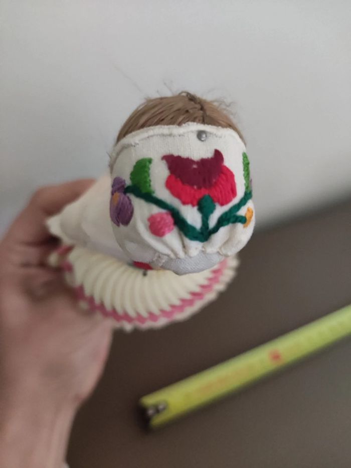 magnifique poupée du monde folkorique - photo numéro 6