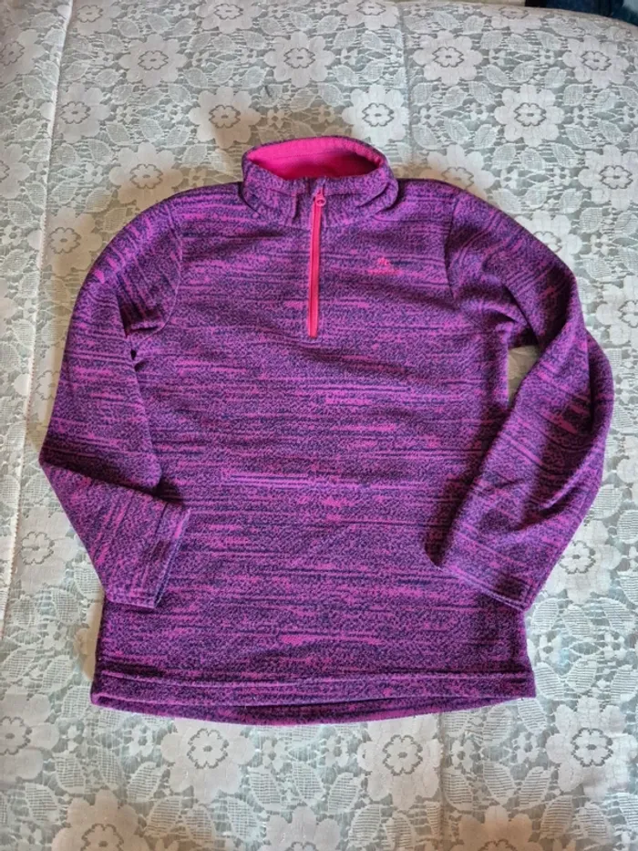 Pull Quechua T 6 ans
