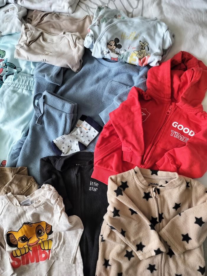Lot vêtements garçon 6 mois - photo numéro 7
