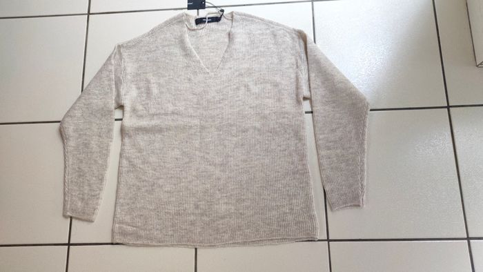 pull col V crème Vero Moda taille 36 NEUF avec étiquette - photo numéro 7